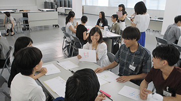 一人で凝り固まらず前向きな就職活動に